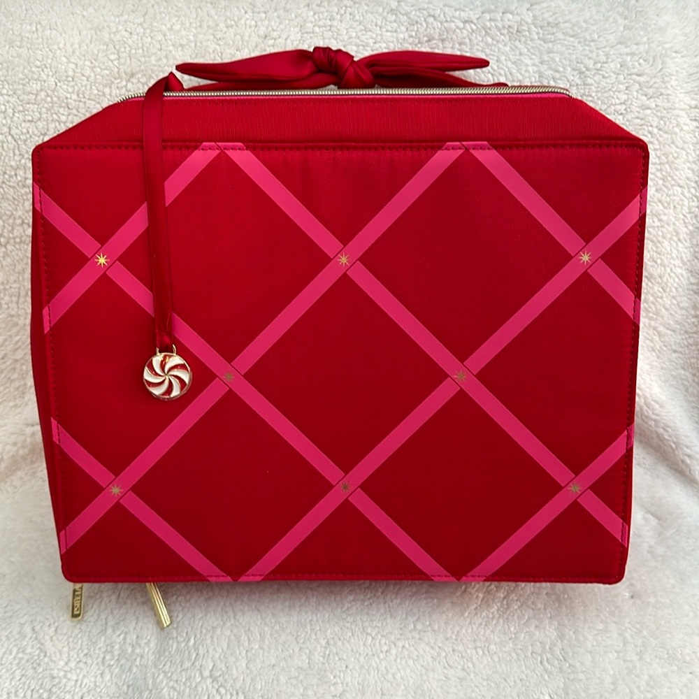 Estée Lauder large makeup bag